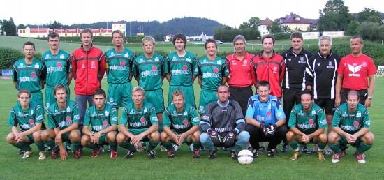 - Union Wohnpoint Rohrbach/Berg - die Mannschaft von 2006/07  (Foto vom 02.08.2006) -- stehend: Dietmar Schuster, Premysl Kukacka, Franz Hofer (Trainer), René Beham, Christian Schuster, Michael Pammer, Klaus Plöderl, Vaclav Miksicek (Torwart-Trainer), Martin Hable (Kassier), Gerhard Engleder (SL), Eduard Hannerer (SL-Stv.), Kurt Eilmannsberger (Trainer 1b) -- hockend: Stefan Plechinger, Tobias Kasper, Hannes Lauß, Leopold Laher, Roland Kiesl, Daniel Kerl, Markus Hinterleitner, Matthäus Leibetseder, Ralph Turner